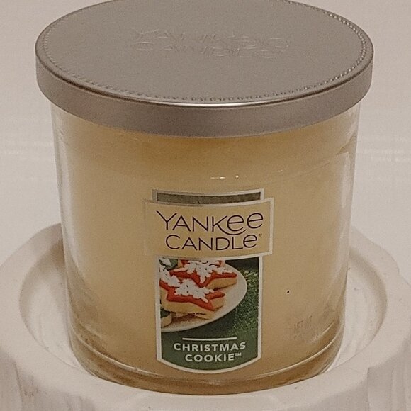 Yankee Candle Christmas Cookie Single Wick Jar Candle 7oz 198g - Picture 1 of 4